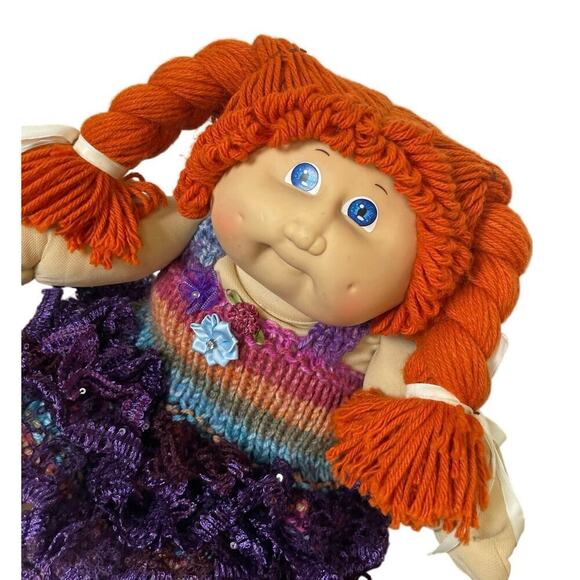 VTG 1982 CABBAGE PATCH DOLL RED HAIR BLUE EYES DIMPLES RED CHEEKS COLLECTIBLE - Picture 4 of 15